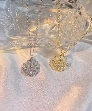 Two-In-One Four-Leaf Clover+4 Heart Necklace